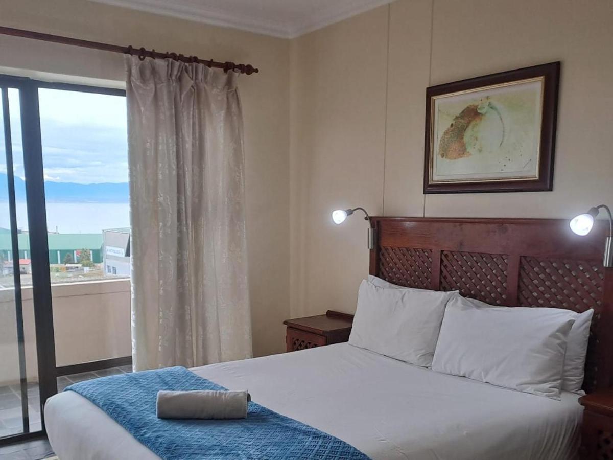 Green Door Guest House Mossel Bay Eksteriør billede