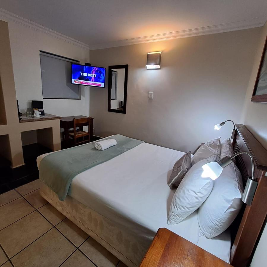 Green Door Guest House Mossel Bay Eksteriør billede